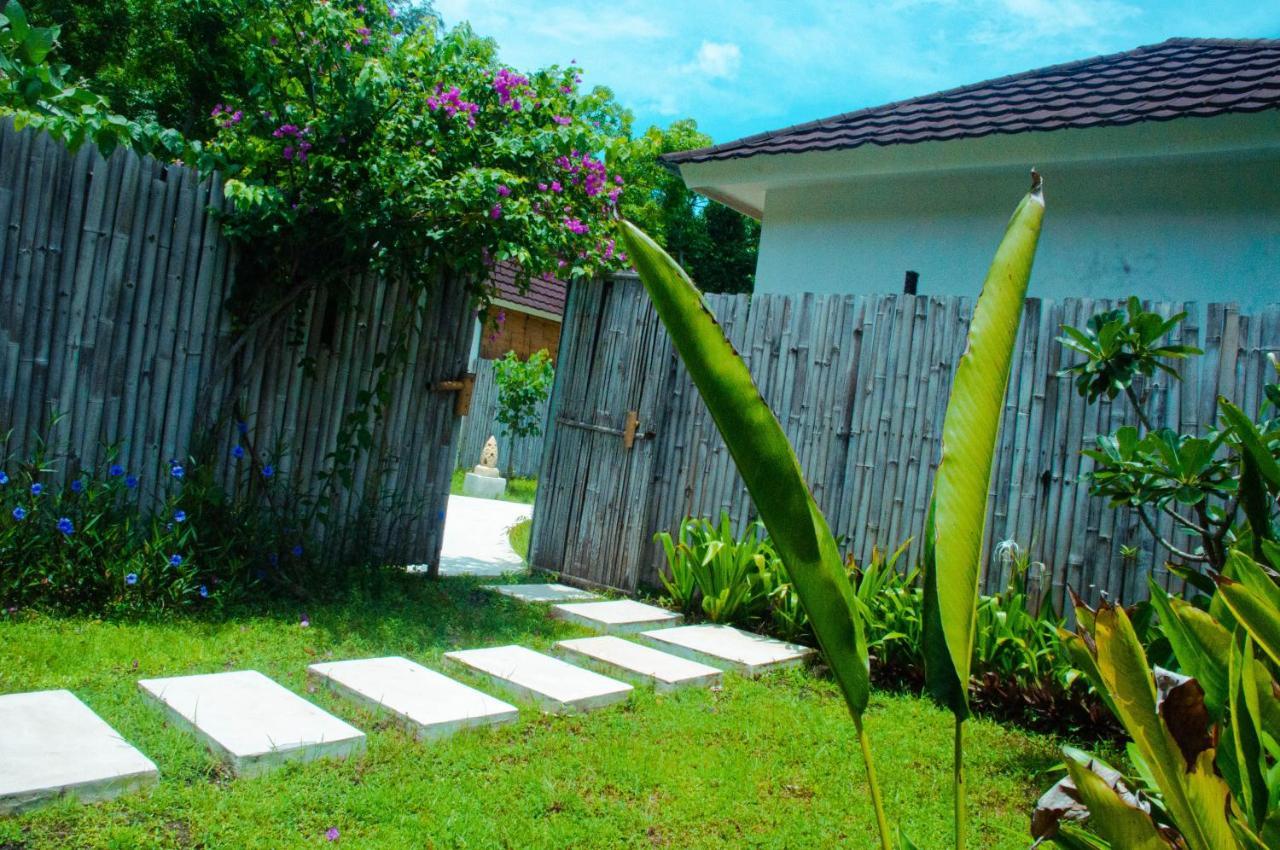 Villa Samalas Resort And Restaurant Gili Meno Exterior foto